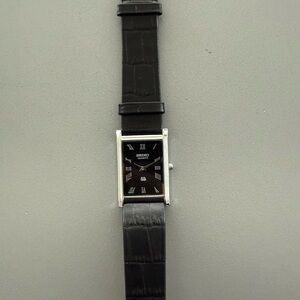 Vintage Seiko Tank watch Black dial Silver bezel with Black Strap